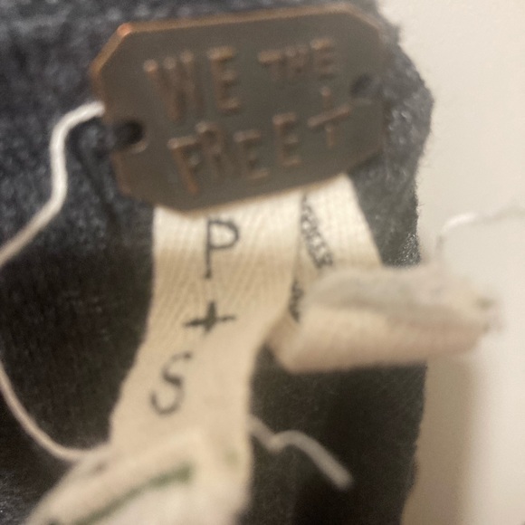 We the Free shirt - Picture 7 of 7